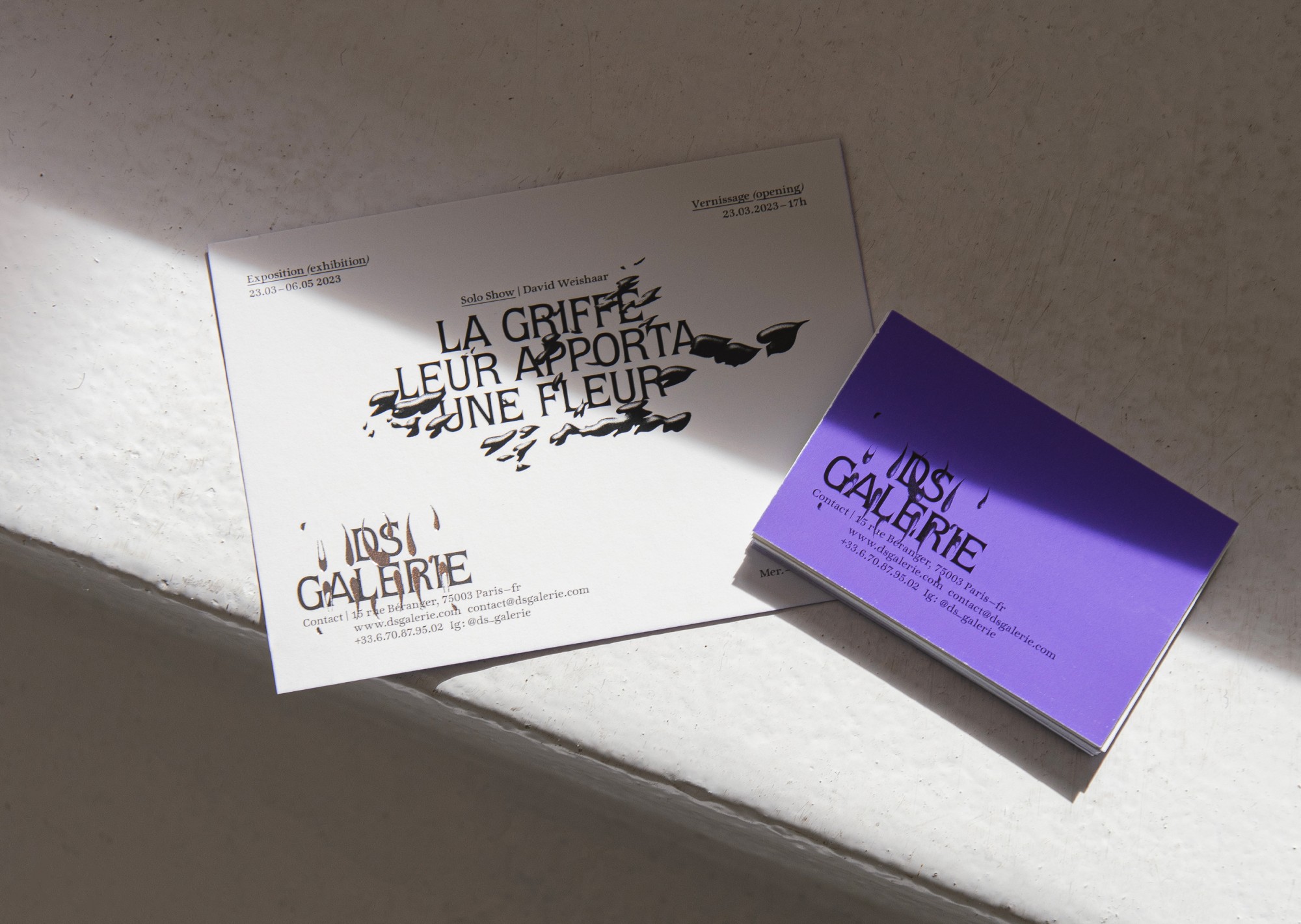 La griffe leur apporta une fleur 6