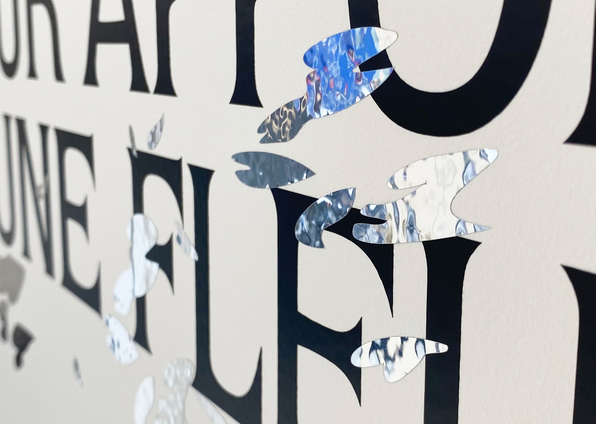 La griffe leur apporta une fleur 2